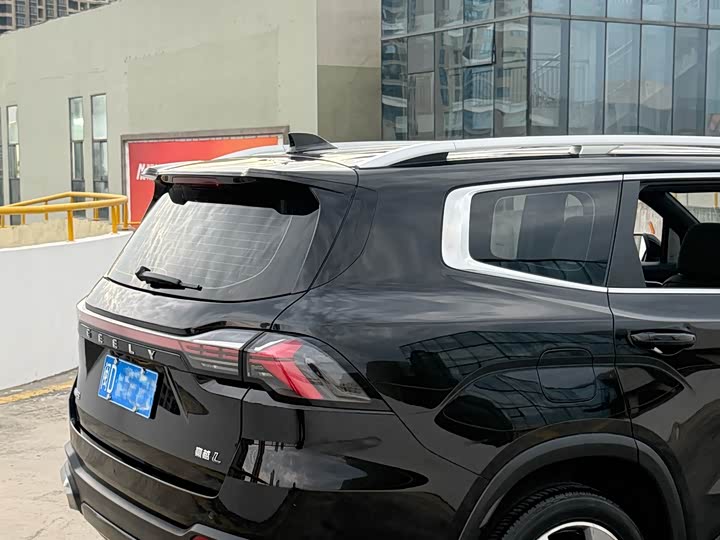 Фото 4 - Geely Okavango L