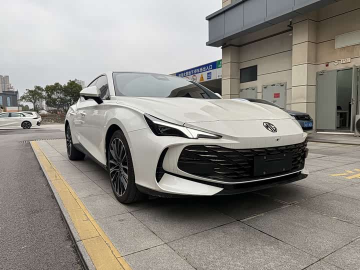 Фото 3 - MG Motor 7