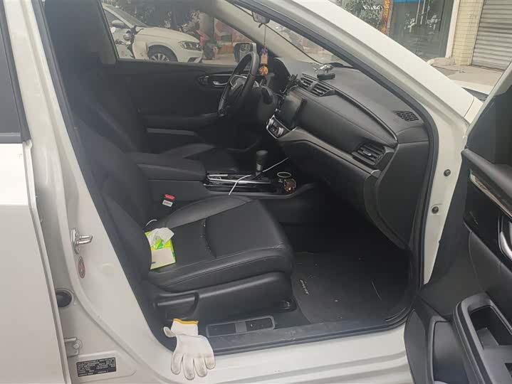 Фото 8 - Honda Envix