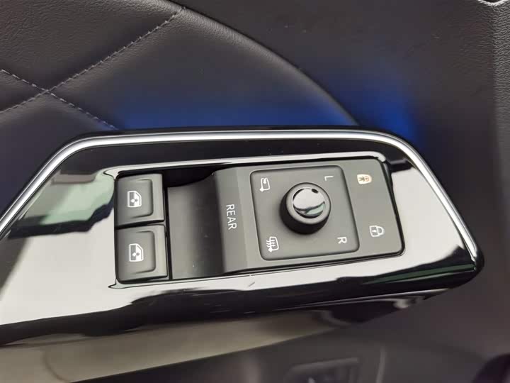 Фото 9 - Volkswagen ID.6 X