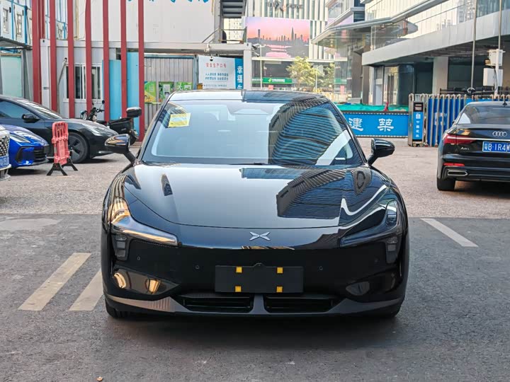 Фото 2 - XPeng Mona M03