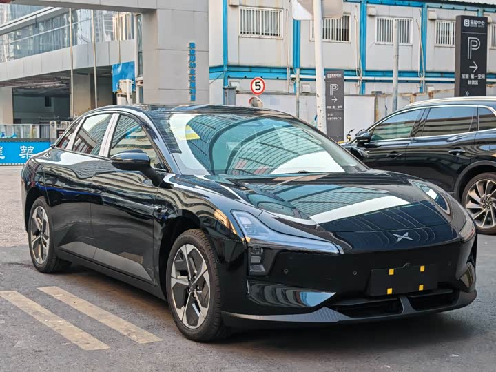 Фото 3 - XPeng Mona M03