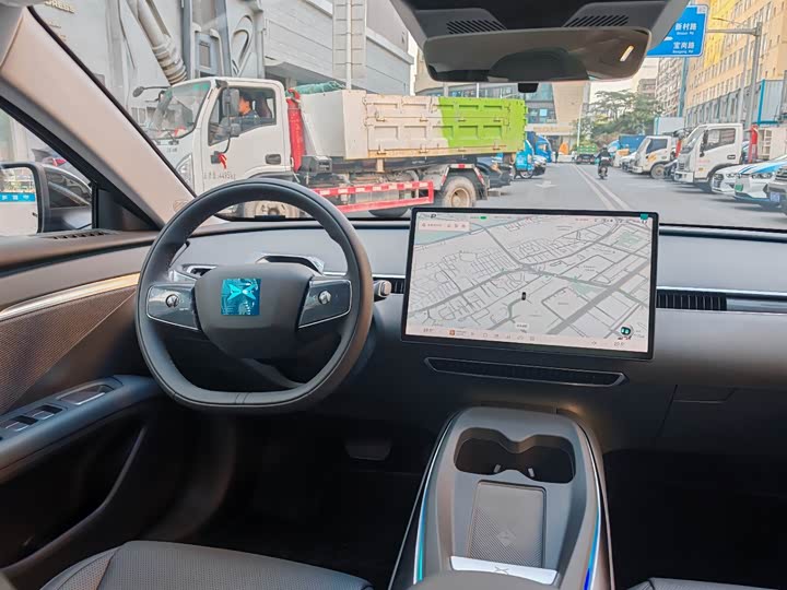 Фото 8 - XPeng Mona M03