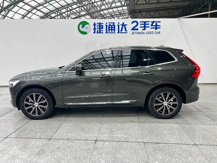 Фото 7 - Volvo XC60