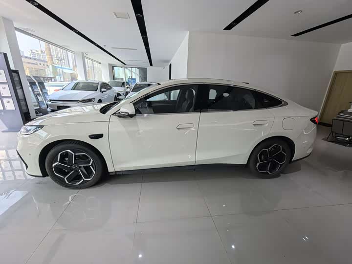 Фото 3 - BYD Seal 06 Hybrid/EV