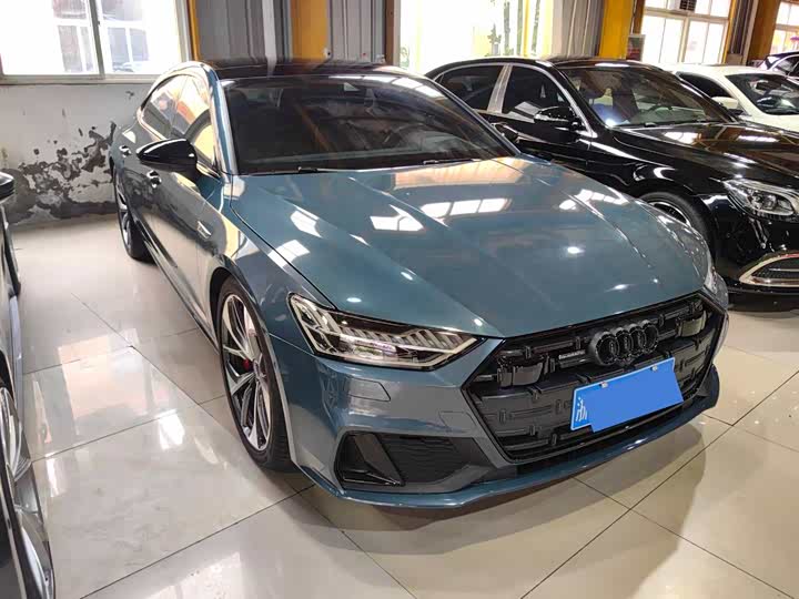 Фото 3 - Audi A7L