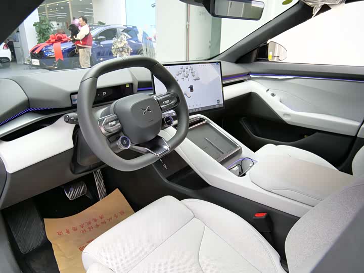 Фото 7 - XPeng P7