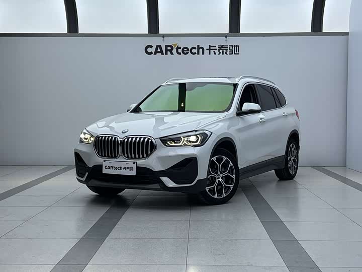 Фото 1 - BMW X1