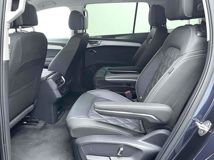 Фото 6 - Volkswagen Talagon