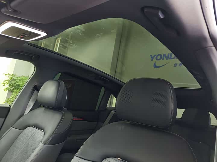 Фото 7 - Zeekr 7X