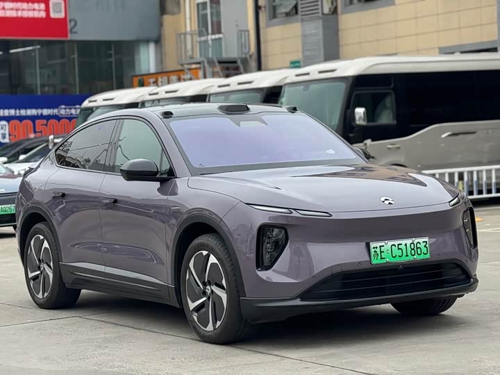 Фото 3 - Nio EC6