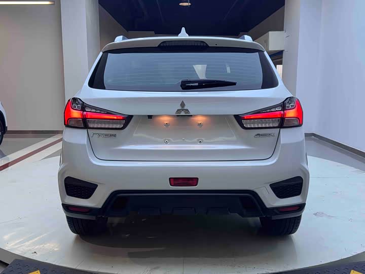 Фото 5 - Mitsubishi ASX