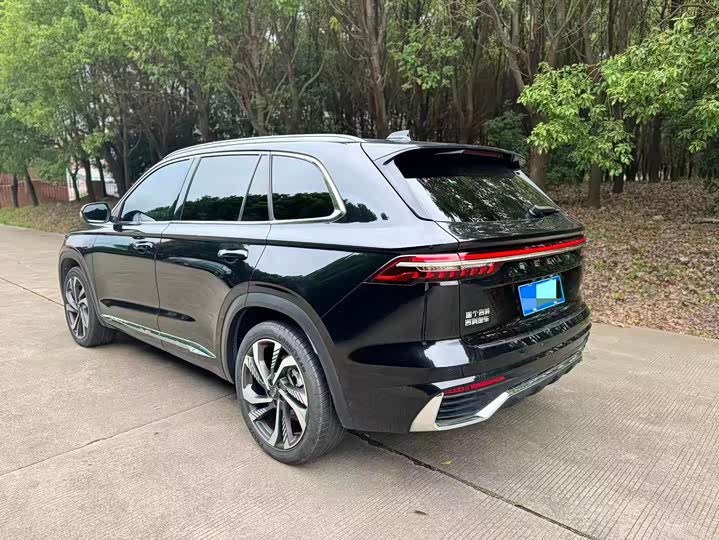 Photo 5 - Geely Monjaro