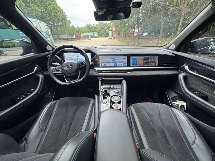 Photo 8 - Geely Monjaro