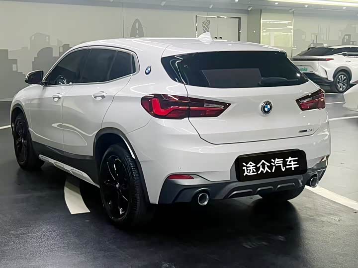 Фото 6 - BMW X2