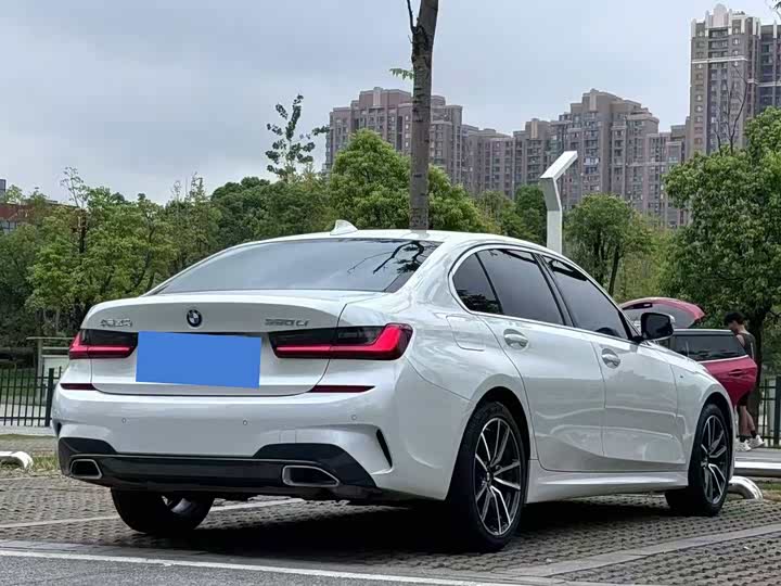 Фото 9 - BMW 3 Series