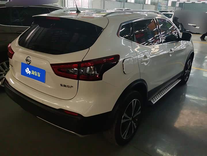 Фото 3 - Nissan Qashqai