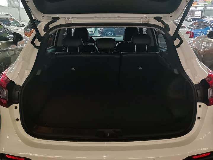 Фото 4 - Nissan Qashqai