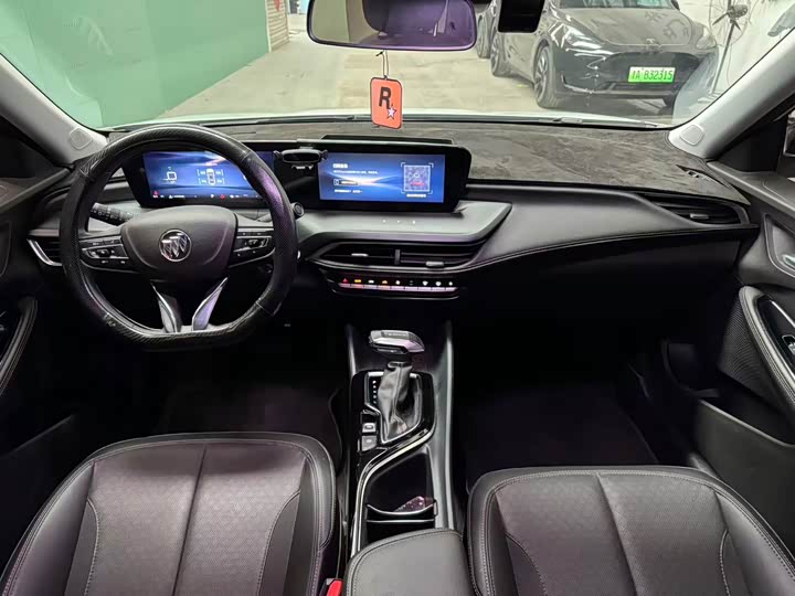 Фото 7 - Buick Verano