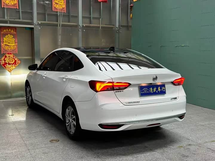 Фото 9 - Buick Verano