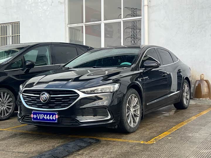 Фото 1 - Buick LaCrosse