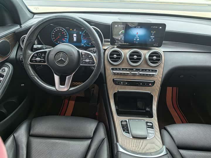 Фото 5 - Mercedes-Benz GLC-Class