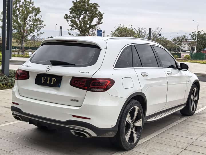 Фото 9 - Mercedes-Benz GLC-Class