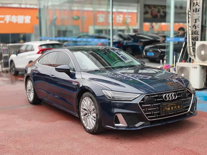 Фото 4 - Audi A7L