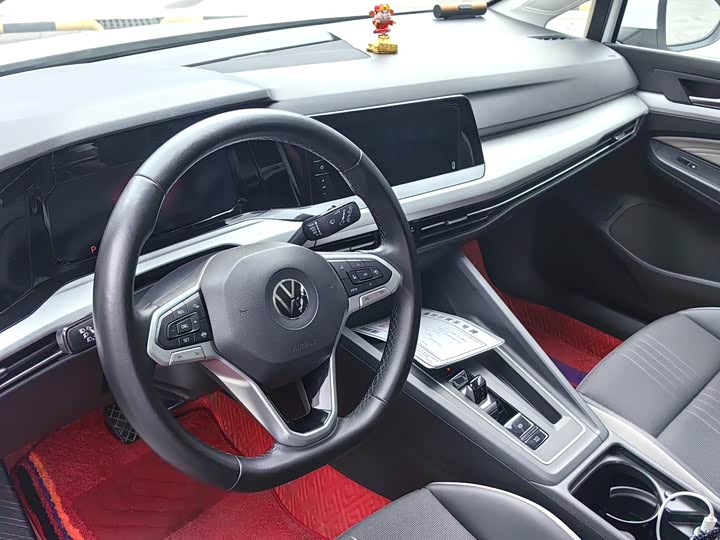 Фото 4 - Volkswagen Golf