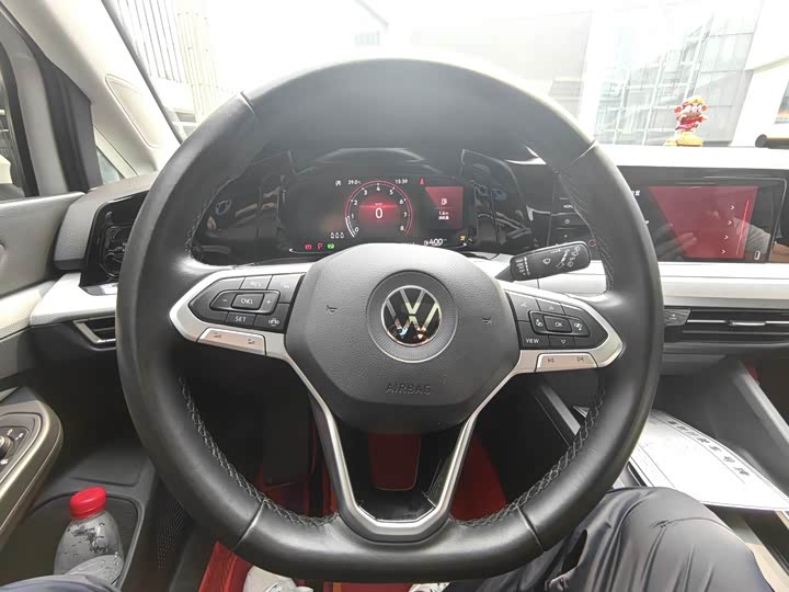 Фото 7 - Volkswagen Golf
