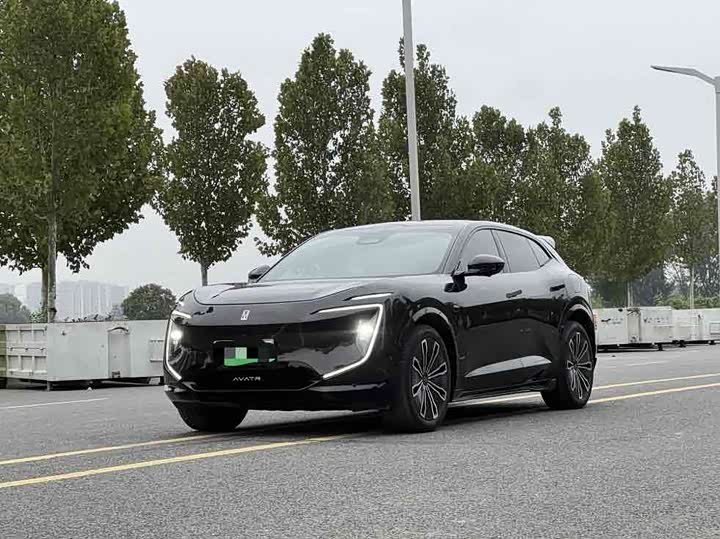 Фото 1 - Avatr 07