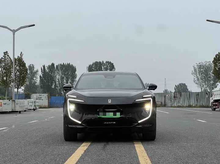 Фото 2 - Avatr 07