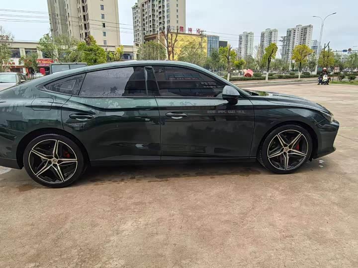 Фото 3 - MG Motor 7