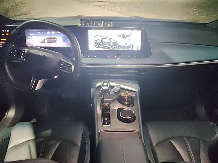 Фото 8 - MG Motor 7