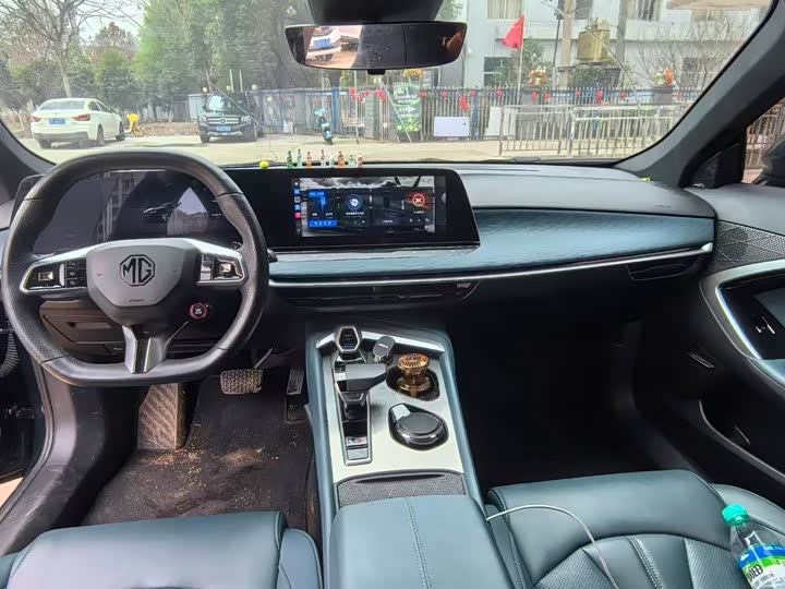 Фото 9 - MG Motor 7