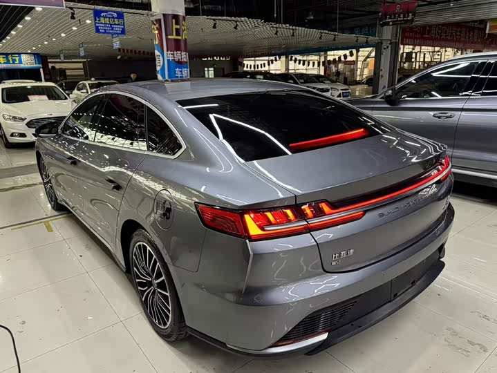 Фото 9 - BYD Han