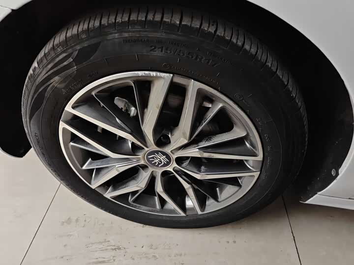 Photo 4 - BYD Qin Plus