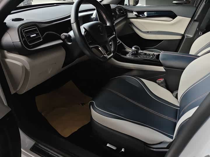 Photo 5 - BYD Qin Plus