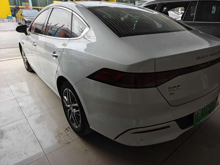 Photo 8 - BYD Qin Plus