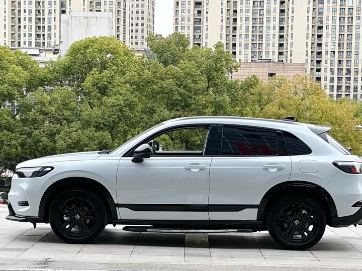 Фото 8 - Honda HR-V