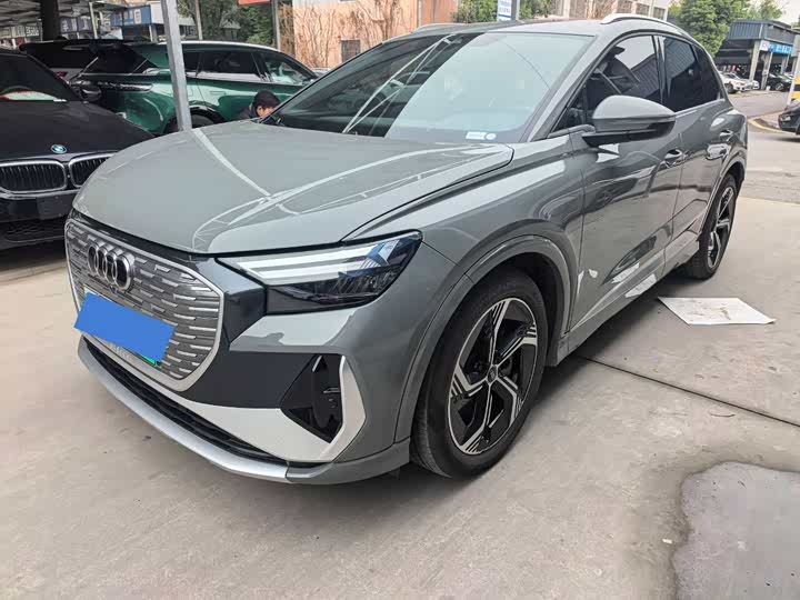 Фото 3 - Audi Q4 e-tron