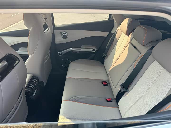 Фото 6 - BYD Yuan Plus