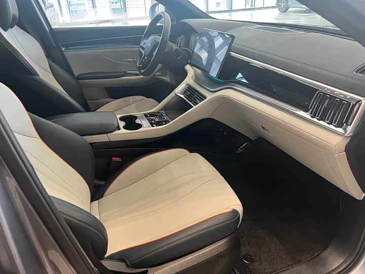 Фото 7 - BYD Song Plus Hybrid/EV