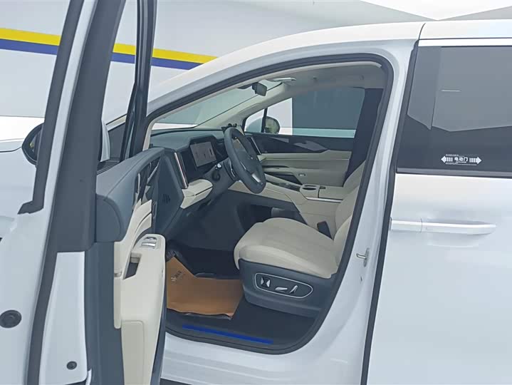 Фото 9 - BYD Xia