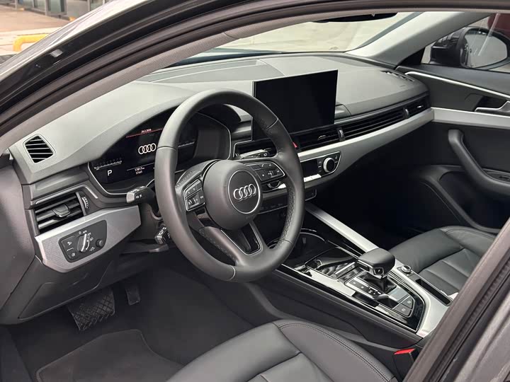 Фото 8 - Audi A4