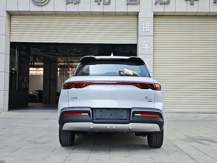 Фото 6 - BYD Yuan Up