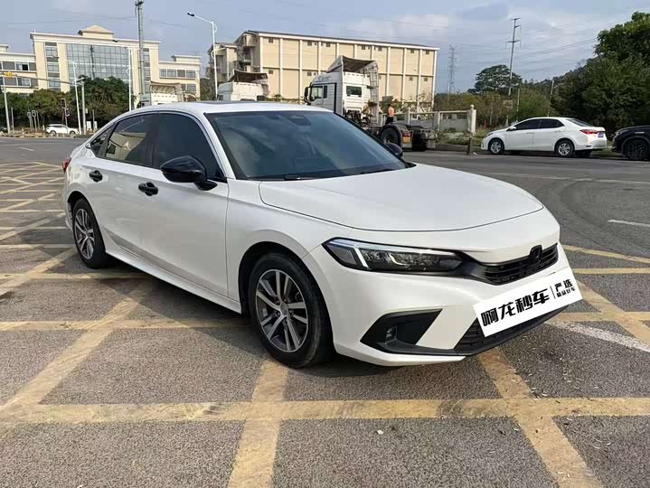 Фото 3 - Honda Civic