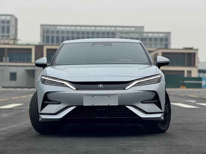 Фото 2 - BYD Song L