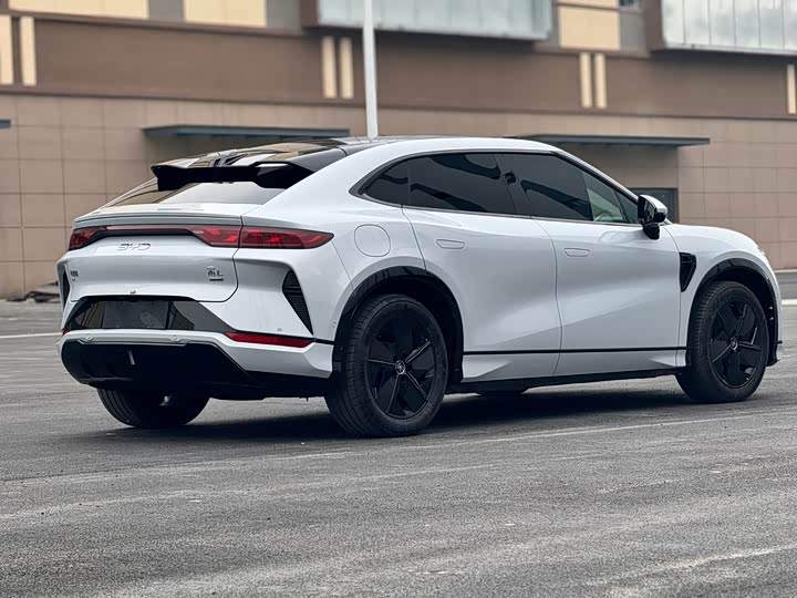 Фото 8 - BYD Song L