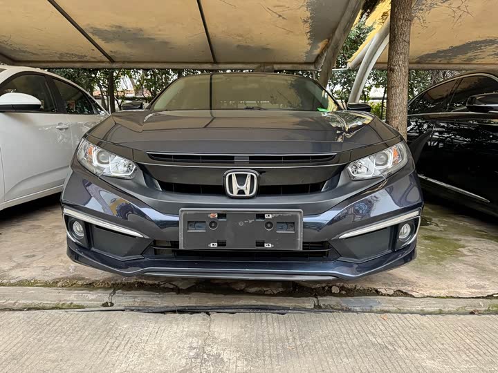 Фото 2 - Honda Civic